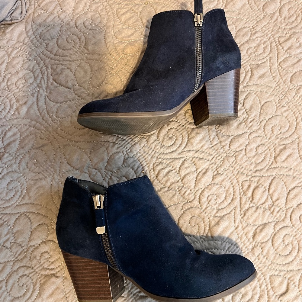 Style & Co STYLE & CO-MMG MASRINAAF ZIP BOOTIE Size 5 Navy